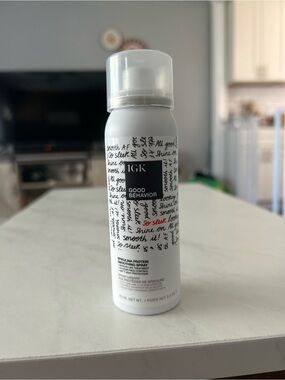 IGK Good Behavior Spirulina Protein Smoothing Spray